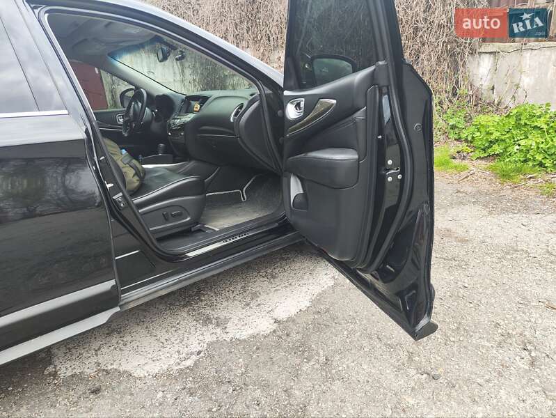 Внедорожник / Кроссовер Infiniti QX60 2015 в Днепре