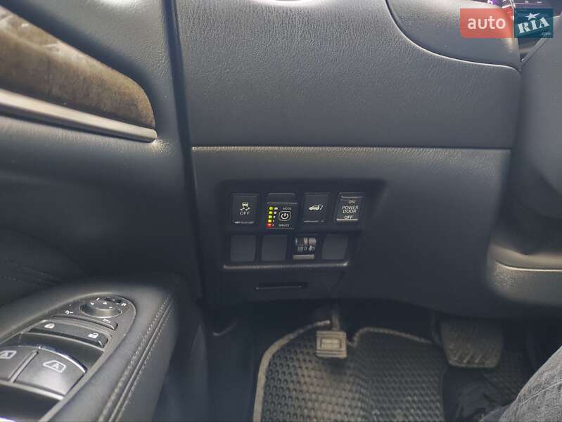 Внедорожник / Кроссовер Infiniti QX60 2015 в Днепре