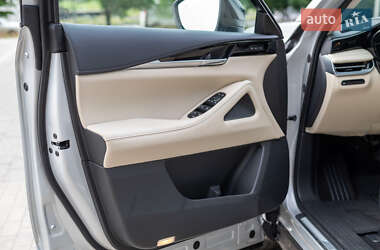 Внедорожник / Кроссовер Infiniti QX60 2023 в 