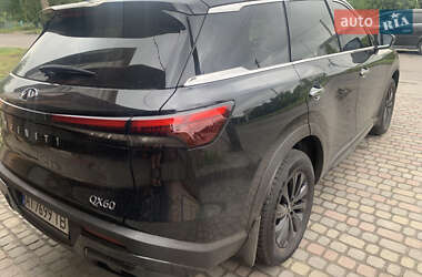 Внедорожник / Кроссовер Infiniti QX60 2022 в 