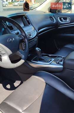 Позашляховик / Кросовер Infiniti QX60 2018 в 
