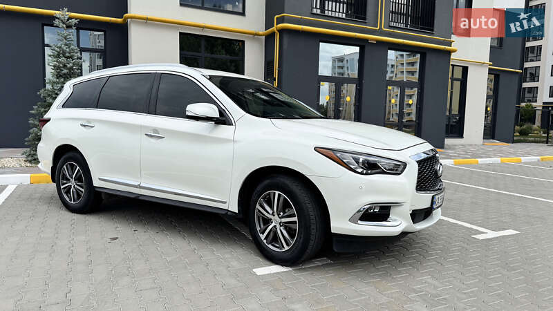 Позашляховик / Кросовер Infiniti QX60 2018 в Ірпені