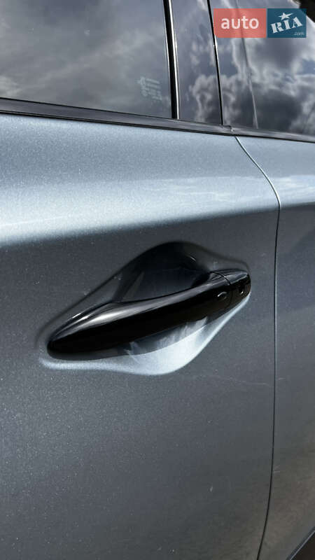 Позашляховик / Кросовер Infiniti QX60 2016 в Києві