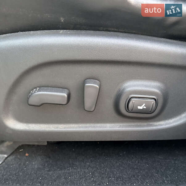 Внедорожник / Кроссовер Infiniti QX60 2013 в Киеве