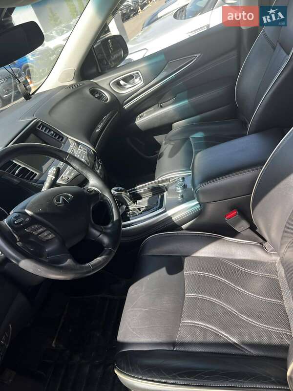 Внедорожник / Кроссовер Infiniti QX60 2016 в Ровно