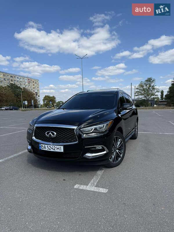 Внедорожник / Кроссовер Infiniti QX60 2017 в Кропивницком