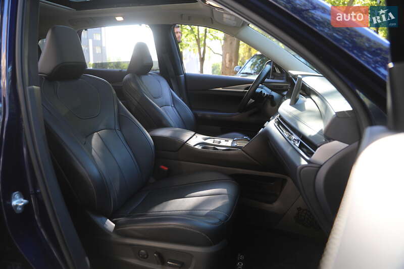 Внедорожник / Кроссовер Infiniti QX60 2023 в Харькове