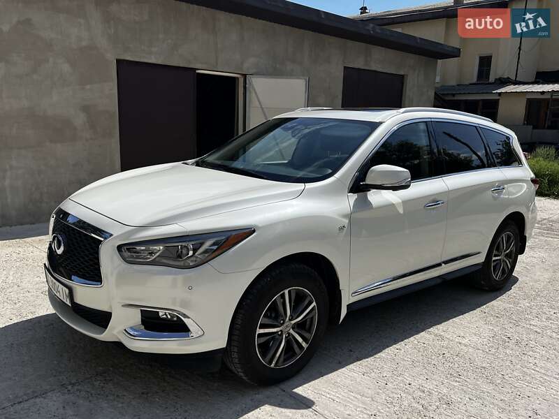 Внедорожник / Кроссовер Infiniti QX60 2017 в Харькове