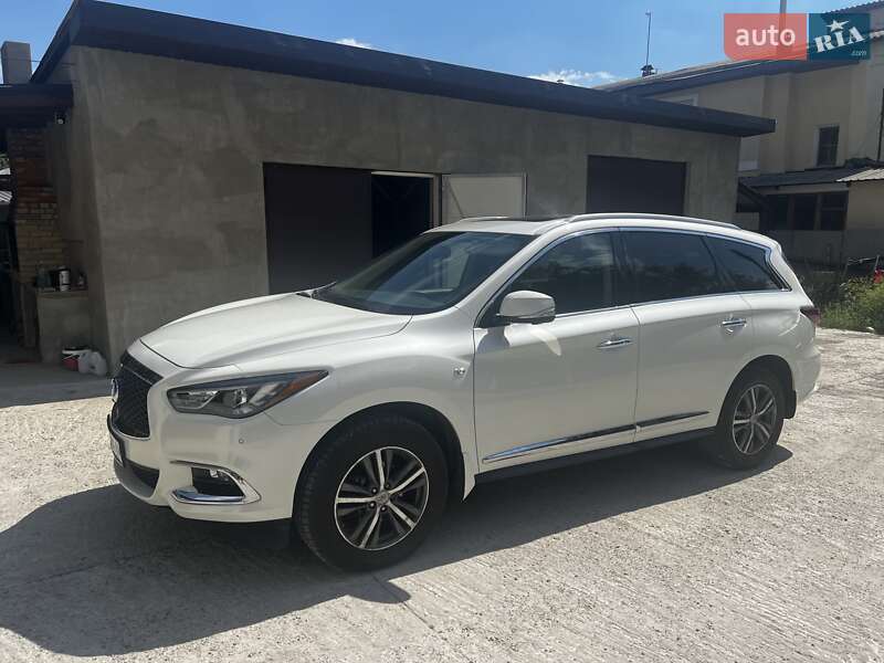 Внедорожник / Кроссовер Infiniti QX60 2017 в Харькове