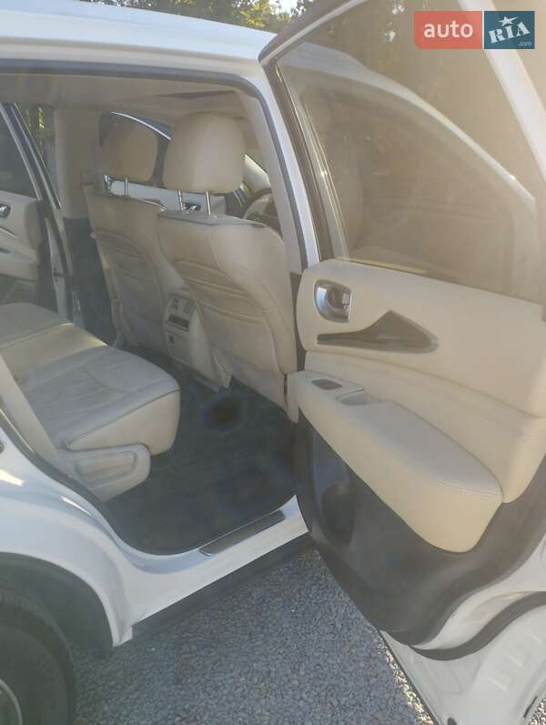 Внедорожник / Кроссовер Infiniti QX60 2016 в Львове