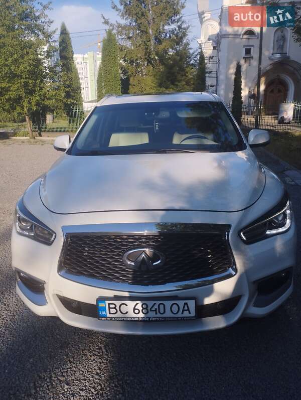 Внедорожник / Кроссовер Infiniti QX60 2016 в Львове