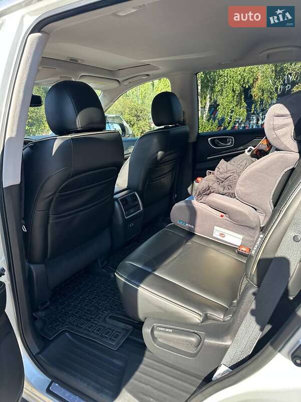 Внедорожник / Кроссовер Infiniti QX60 2018 в Полтаве