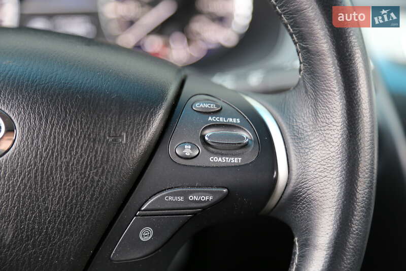 Внедорожник / Кроссовер Infiniti QX60 2016 в Киеве