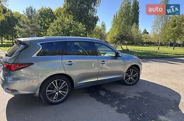 Внедорожник / Кроссовер Infiniti QX60 2016 в 