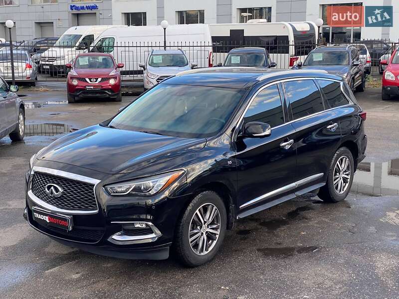 Внедорожник / Кроссовер Infiniti QX60 2017 в Киеве