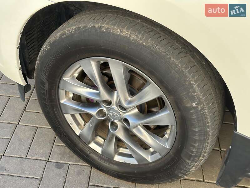 Внедорожник / Кроссовер Infiniti QX60 2015 в Одессе фото 7 Внедорожник / Кроссовер Infiniti QX60 2015 в Одессе