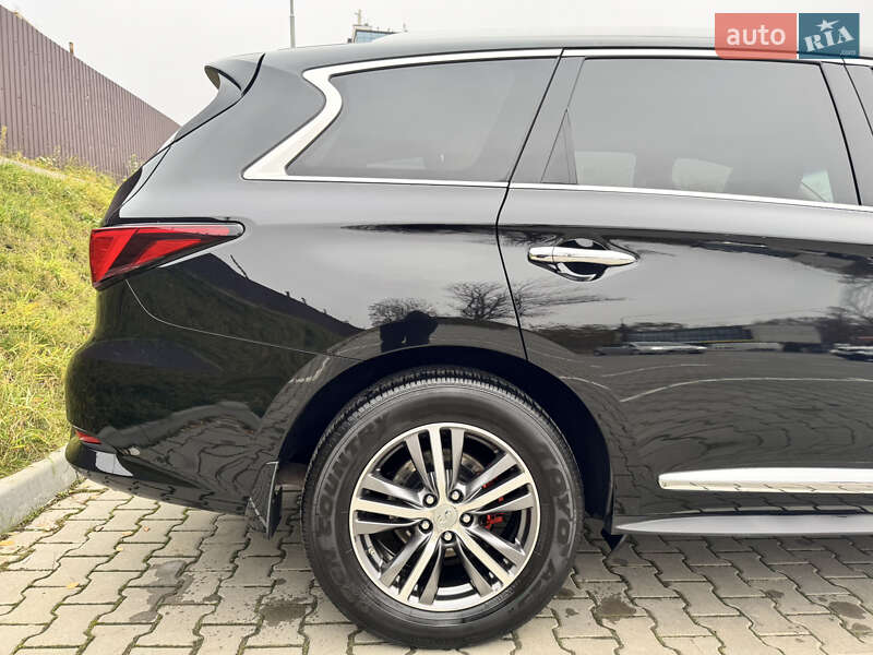 Внедорожник / Кроссовер Infiniti QX60 2016 в Тернополе