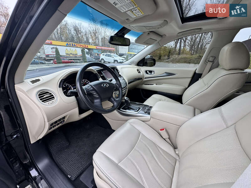 Внедорожник / Кроссовер Infiniti QX60 2016 в Тернополе