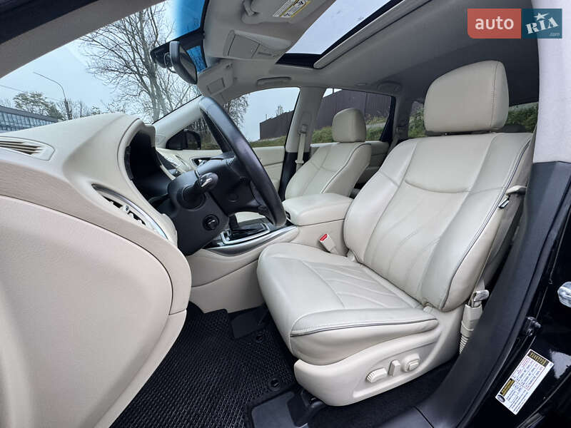 Внедорожник / Кроссовер Infiniti QX60 2016 в Тернополе