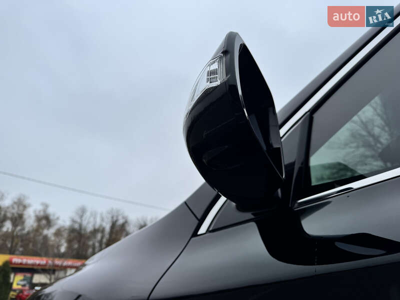 Внедорожник / Кроссовер Infiniti QX60 2016 в Тернополе