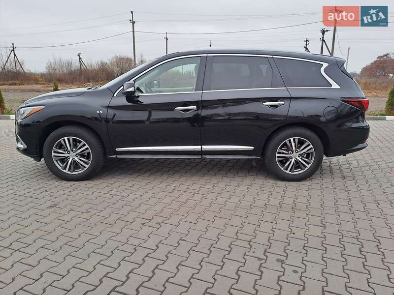 Внедорожник / Кроссовер Infiniti QX60 2016 в Коломые фото 4 Внедорожник / Кроссовер Infiniti QX60 2016 в Коломые