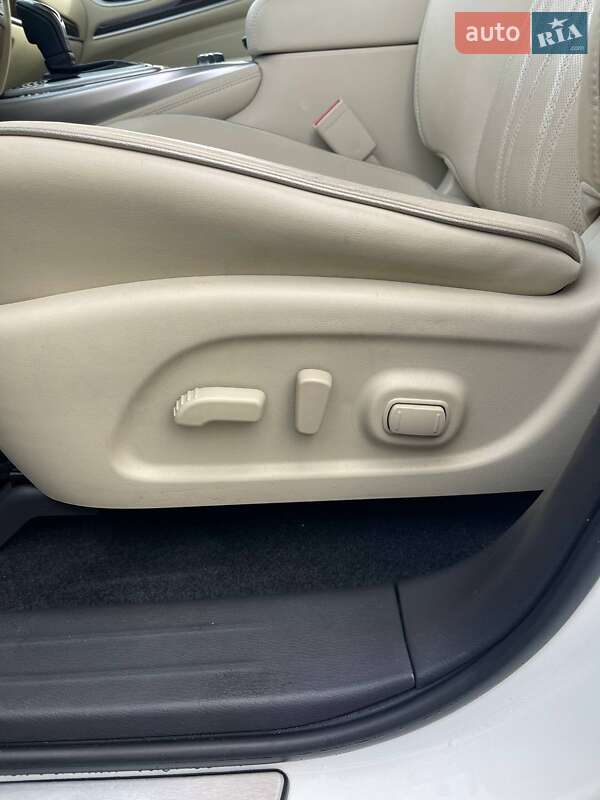 Позашляховик / Кросовер Infiniti QX60 2019 в Львові