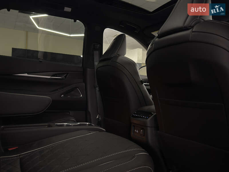 Внедорожник / Кроссовер Infiniti QX60 2024 в Николаеве