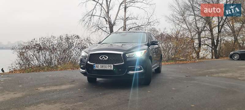Внедорожник / Кроссовер Infiniti QX60 2018 в Днепре