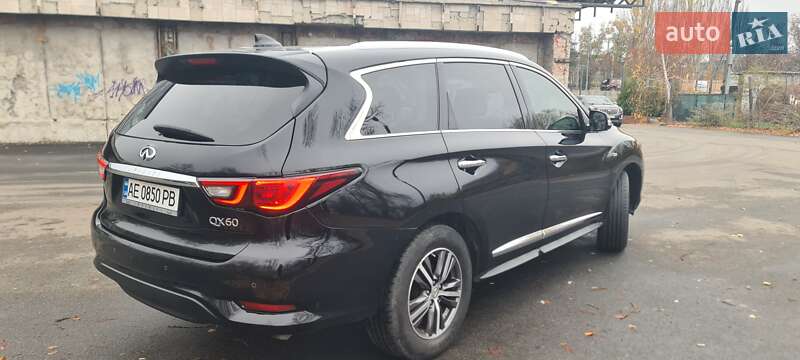 Внедорожник / Кроссовер Infiniti QX60 2018 в Днепре