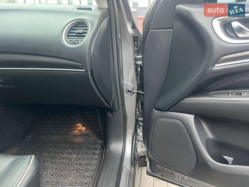 Внедорожник / Кроссовер Infiniti QX60 2017 в Хмельницком