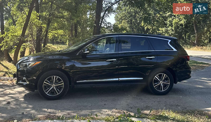 Внедорожник / Кроссовер Infiniti QX60 2019 в Броварах