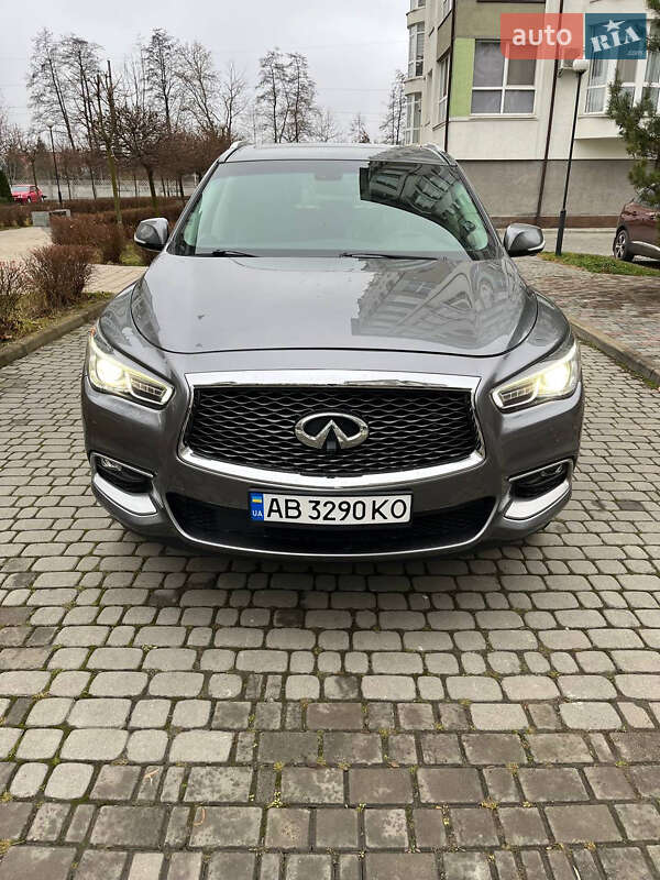 Внедорожник / Кроссовер Infiniti QX60 2016 в Ивано-Франковске