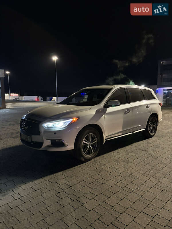 Внедорожник / Кроссовер Infiniti QX60 2017 в Львове