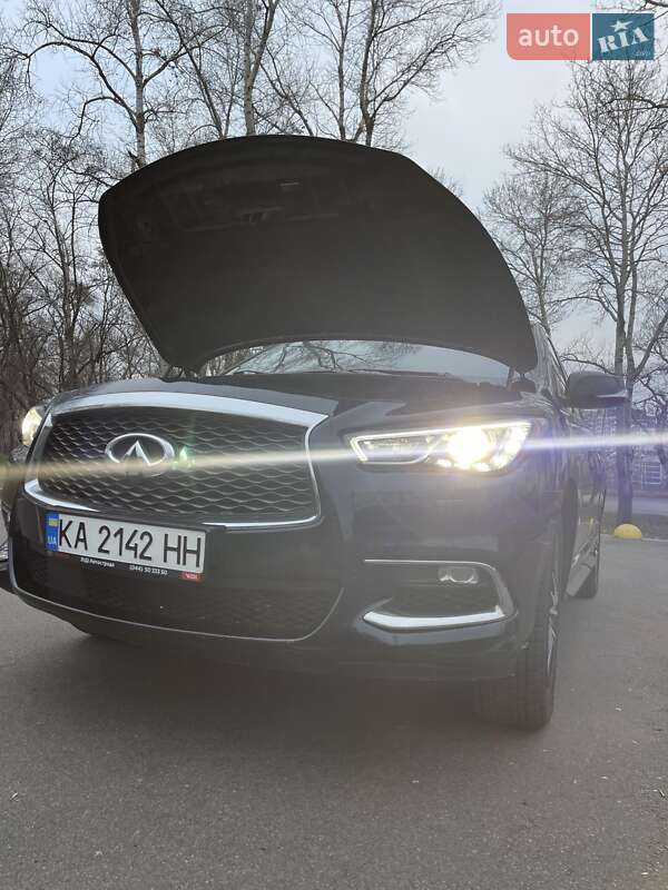 Позашляховик / Кросовер Infiniti QX60 2017 в Києві