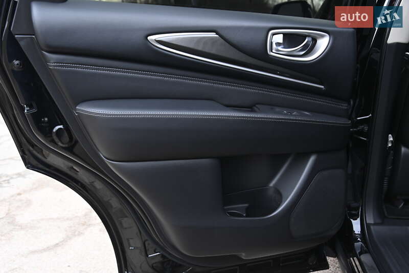 Внедорожник / Кроссовер Infiniti QX60 2020 в Бердичеве