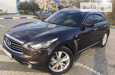 Infiniti QX70 2013