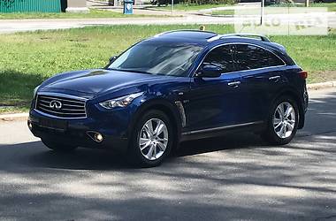 Infiniti QX70 2014