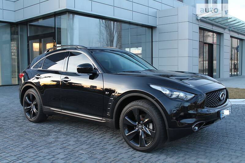 Внедорожник / Кроссовер Infiniti QX70 2017 в Одессе