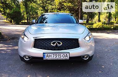 Infiniti QX70 2017