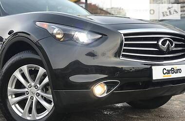 Позашляховик / Кросовер Infiniti QX70 2015 в Одесі