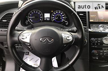 Внедорожник / Кроссовер Infiniti QX70 2015 в Одессе