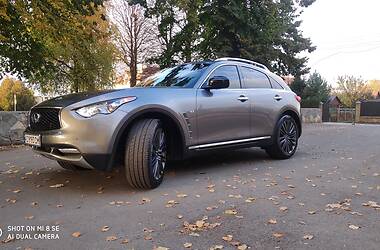 Позашляховик / Кросовер Infiniti QX70 2016 в Нововолинську