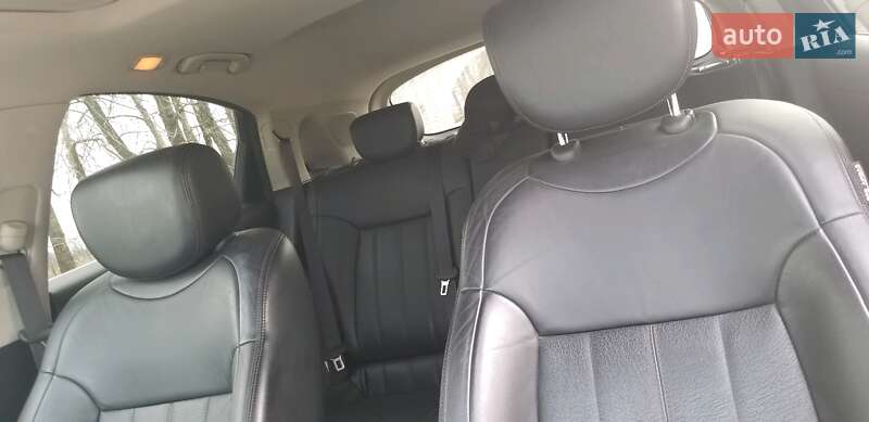 Внедорожник / Кроссовер Infiniti QX70 2016 в Сумах