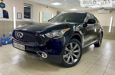 Infiniti QX70 2016