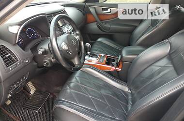 Позашляховик / Кросовер Infiniti QX70 2013 в Києві