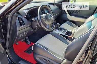 Внедорожник / Кроссовер Infiniti QX70 2016 в 