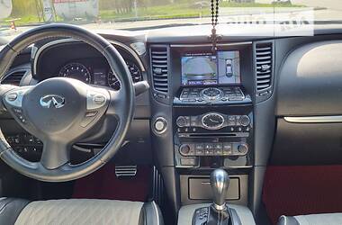 Внедорожник / Кроссовер Infiniti QX70 2016 в 