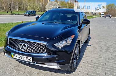 Внедорожник / Кроссовер Infiniti QX70 2016 в 