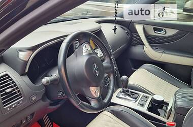 Внедорожник / Кроссовер Infiniti QX70 2016 в 