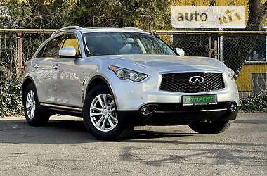 Infiniti QX70 2017